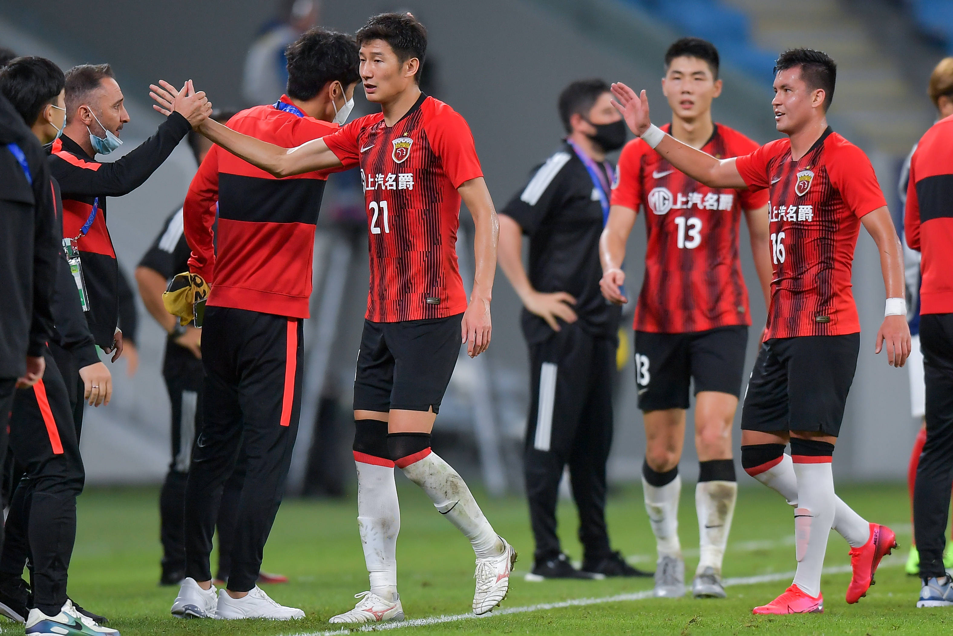 窗口期亚冠传出新动向，上海久事单刀错失，管理层表态：震撼外界，医务组通报恢复的简单介绍