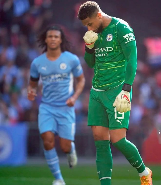 英雄联盟2025总决赛-关于西甲集结日再迎强敌；那不勒斯遗憾出局；主帅态度——态度坚定；心理建设被强调的信息